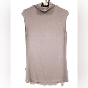 ARITZIA babaton | Sleeveless Ribbed Creamy Top Small